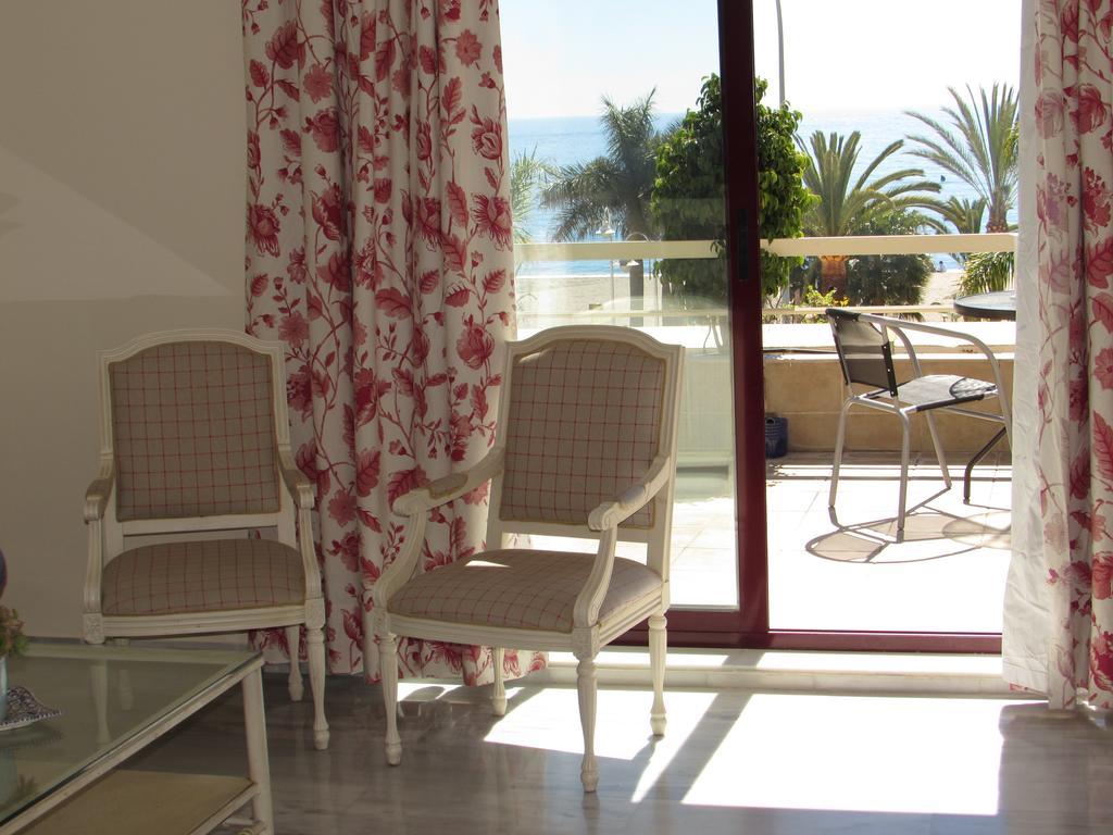 Home4holidays Apartment *